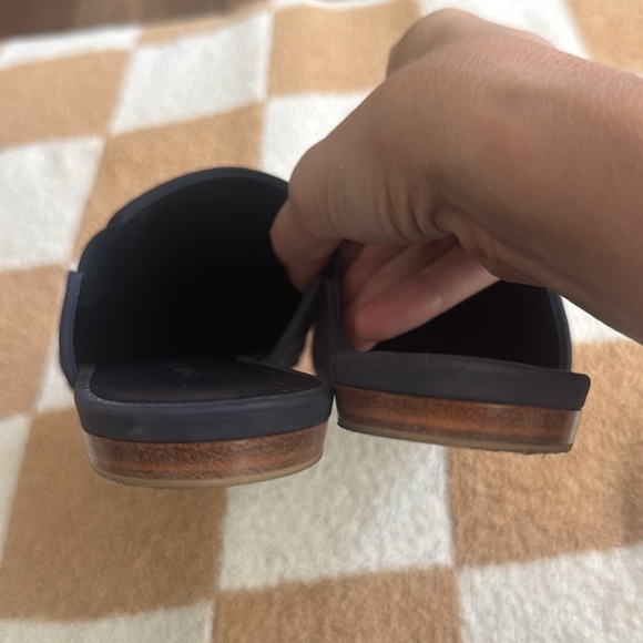 Jenni Kayne Oiled Leather Mules in Navy size 37 Womens - Picture 7 of 7